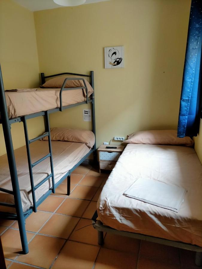 Albergue Santa Barbara Aliaga Eksteriør billede